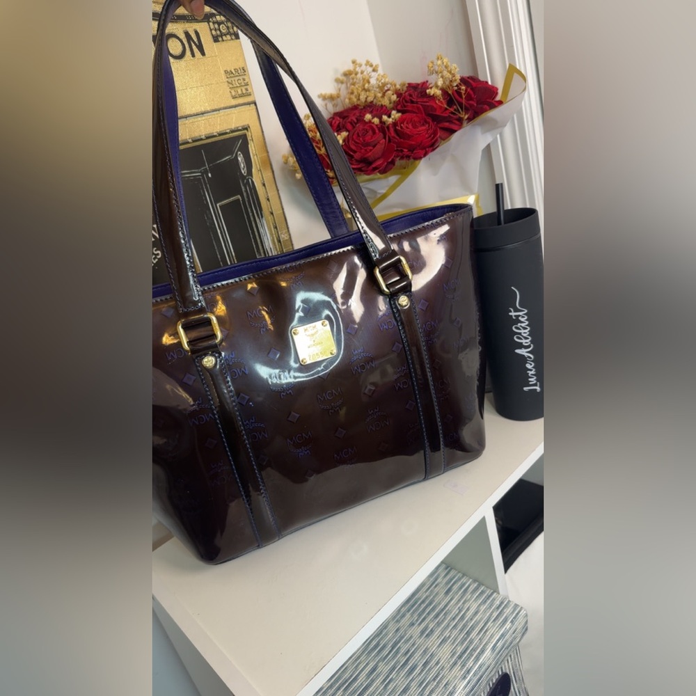 MCM Glossy Patent Tote in Deep Purple with Gold Plaque
